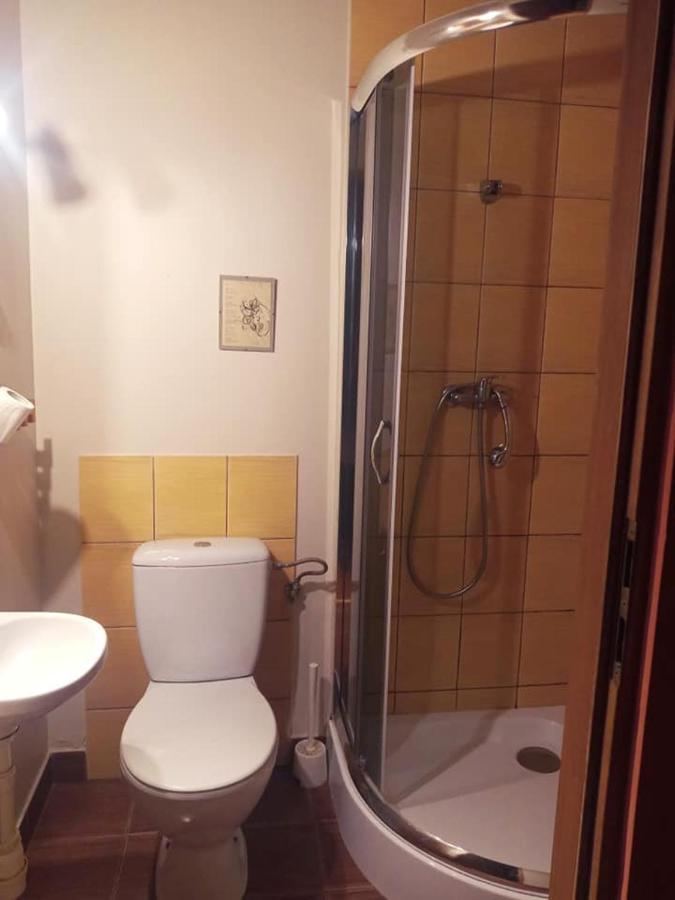 Agroturystyka Pod Swierkiem Srebrna Góra Esterno foto